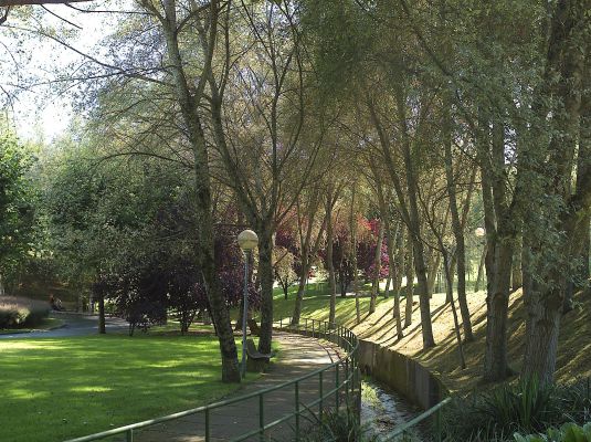 Parques Pablo Iglesias, Ponte Mantible, Blanco Amor y San Caetano