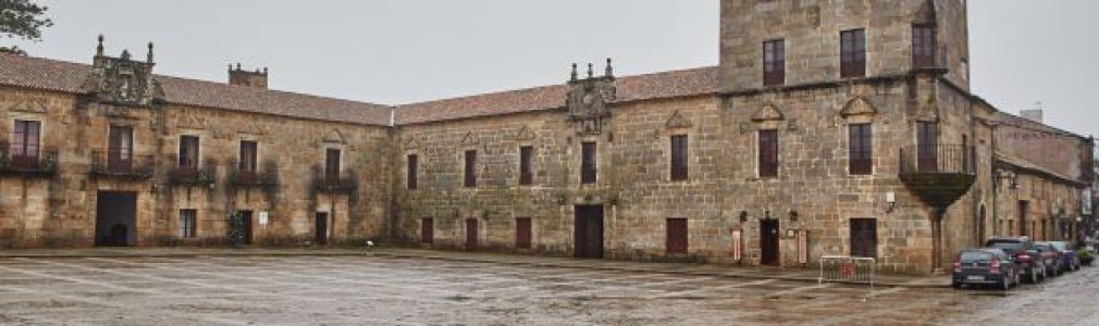 Rías Baixas con paseo en catamarán
