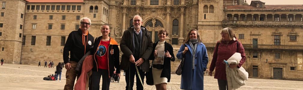 Turismo de Santiago incorpora a su web Santiguau, con las opciones Dog Friendly de la capital gallega