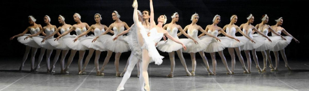 International Ballet Company de Moldavia - El lago de los cisnes