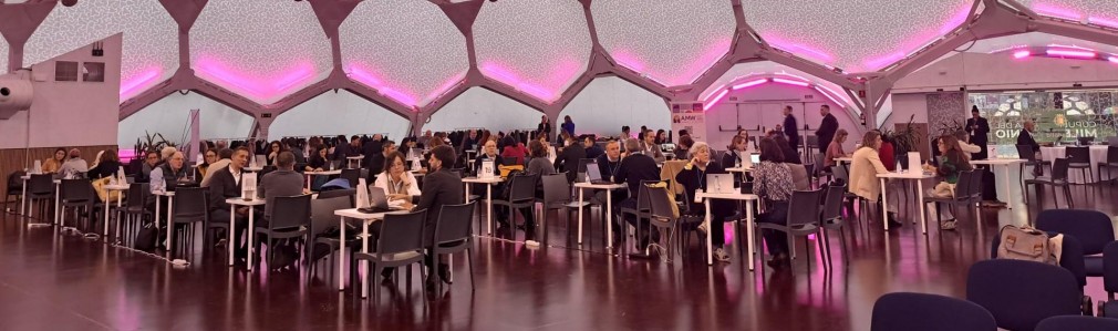 Santiago se promociona como destino MICE en la AMW de Valladolid