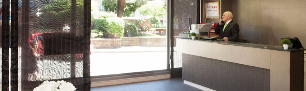 Hotel Husa Universal