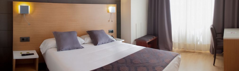 Hotel Husa Universal